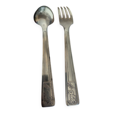Children's cutlery in silver-plated metal