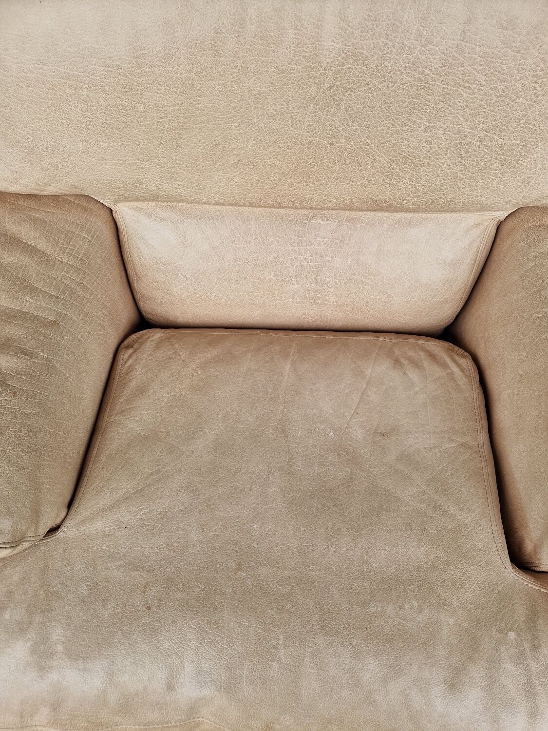 Salon vintage canapé et deux fauteuils
