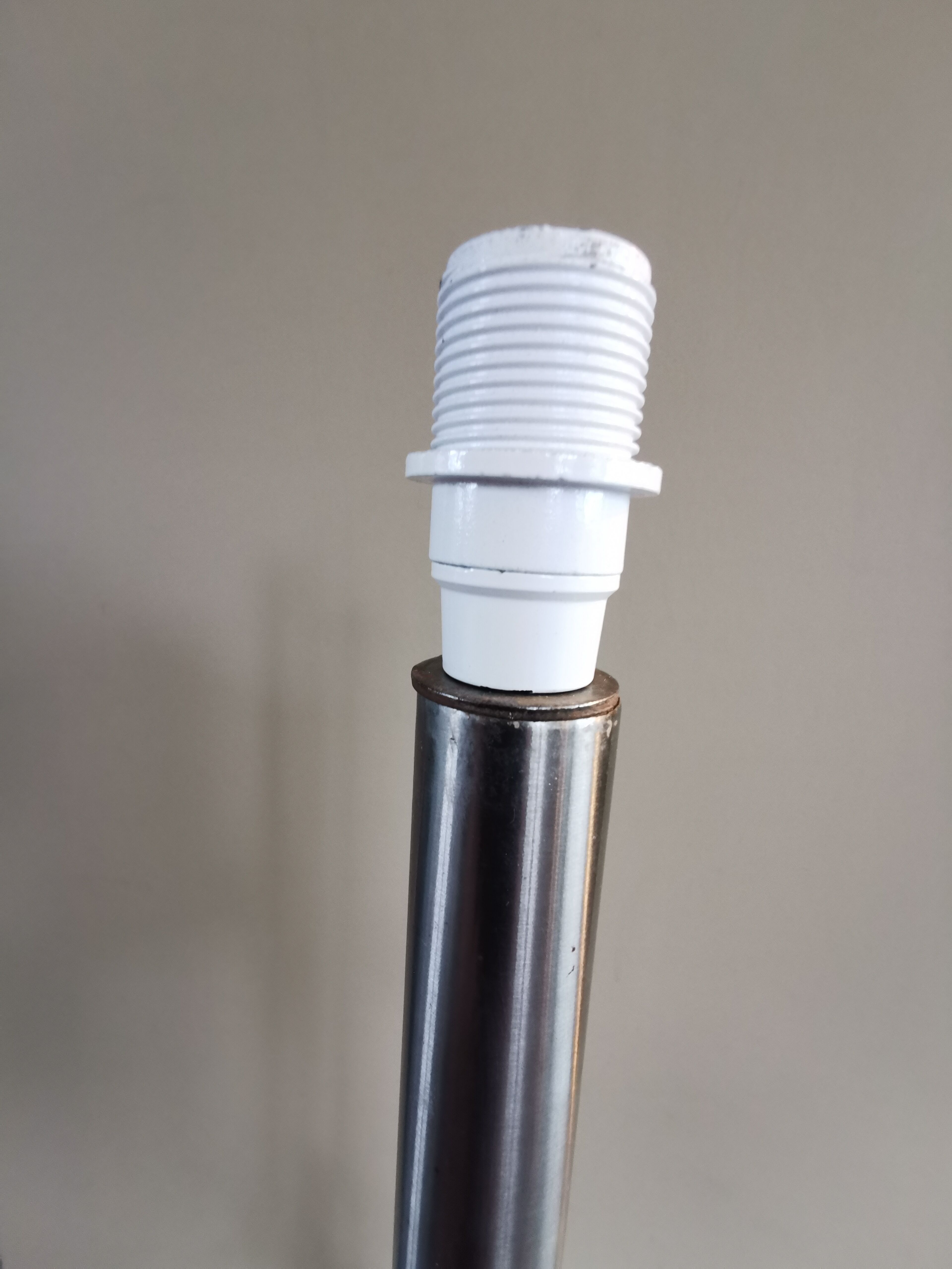 Vintage chrome metal tripod lamp base