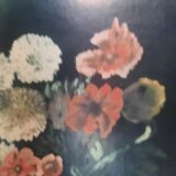 Painting bouquet of flowers