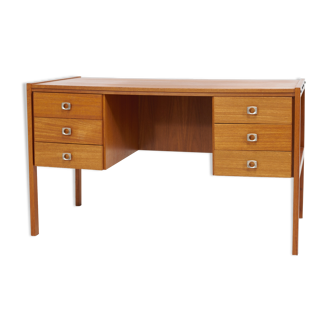 Danish office in teak