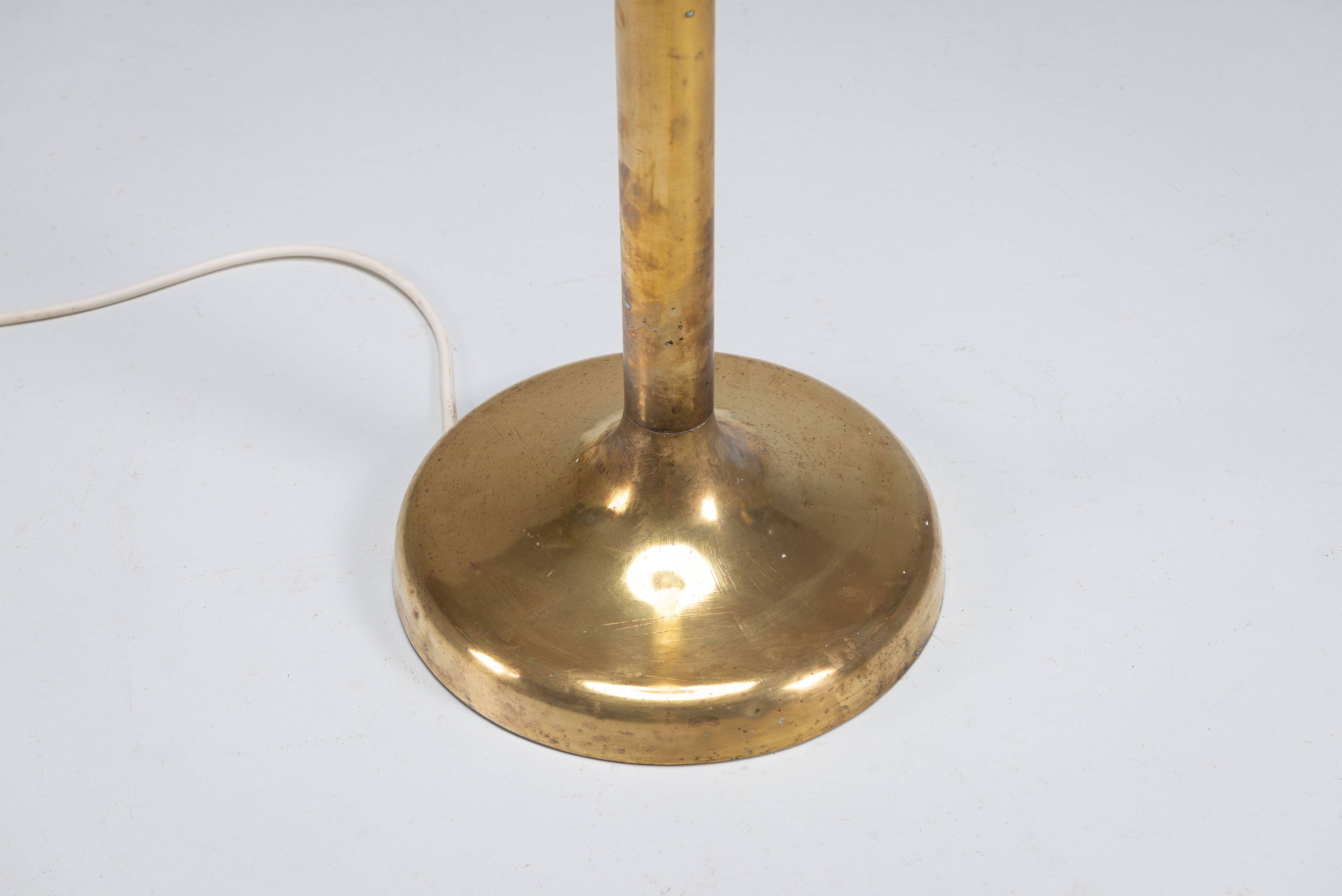 Brass ''Luminator'' floor lamp by Marcello Piacentini