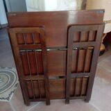 Foldable wooden shelf