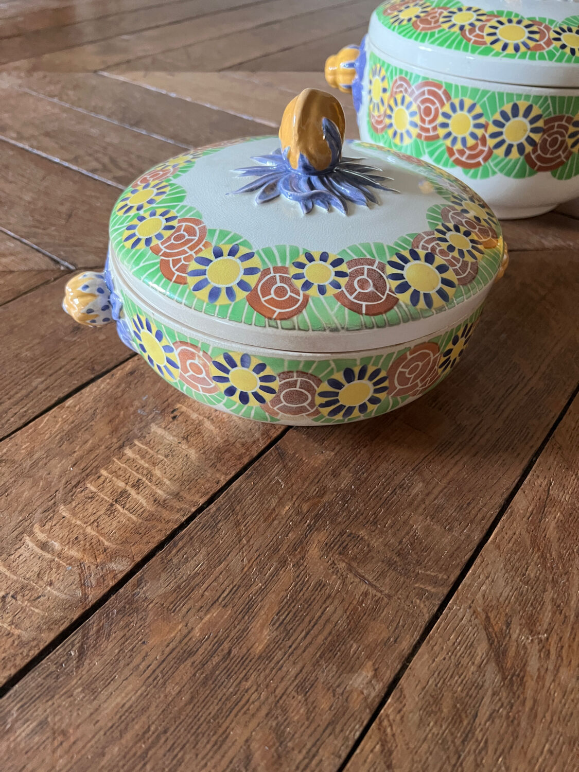 Kairouan Creil and Montereau soup tureens