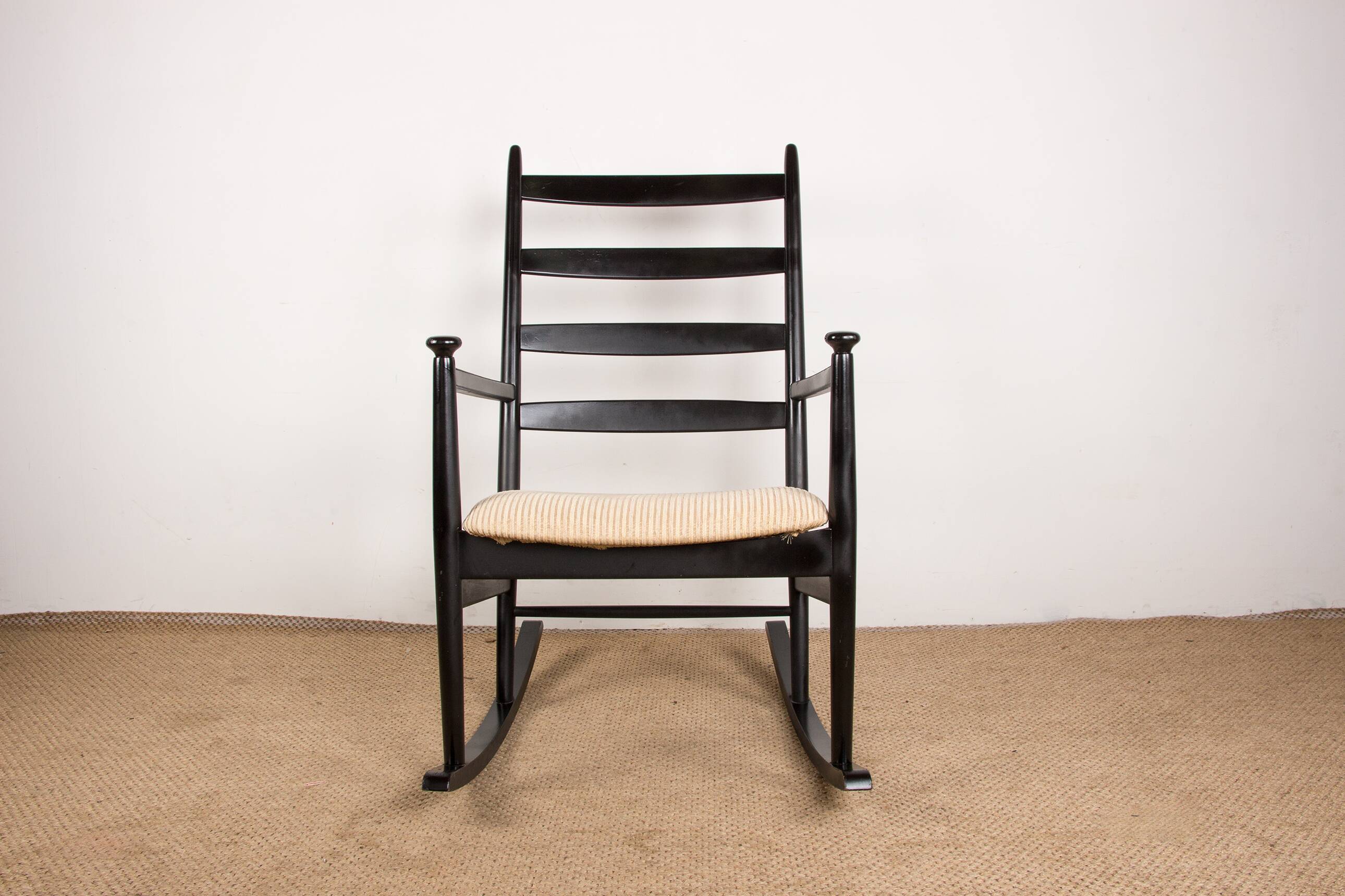 Danish Rocking Chair in lacquered wood and fabric model 218, Thomas Harlev 1960.