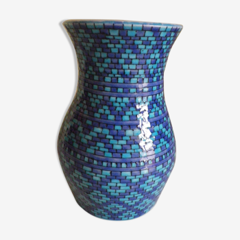 ALB mosaic-style vase