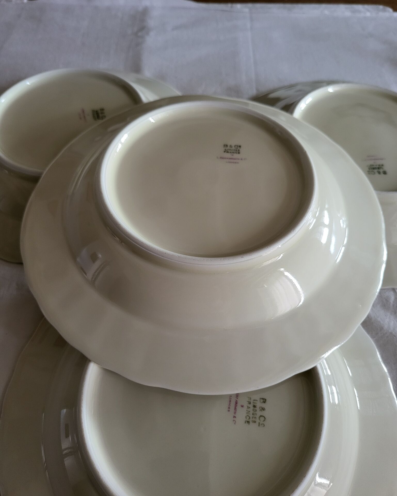Limoges Bernardaud 4 Deep Plates in porcelain