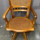 Fauteuil de bureau américain canné époque 1900