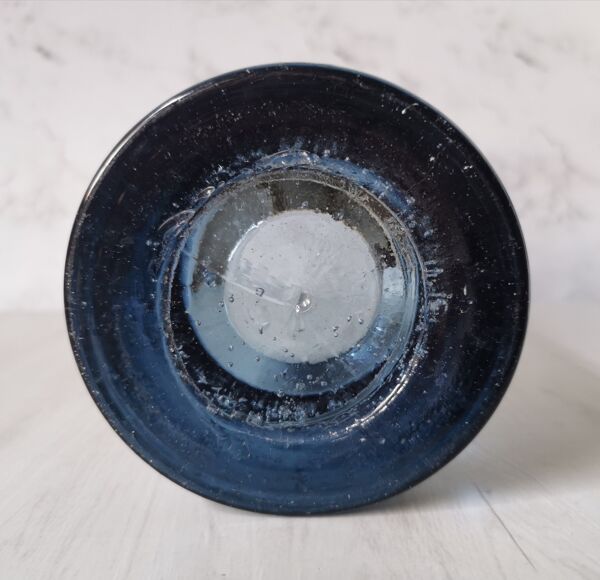 Vase en verre soufflé et bullé