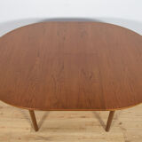Mid Century Round Extendable Dining Table from McIntosh, 1960s