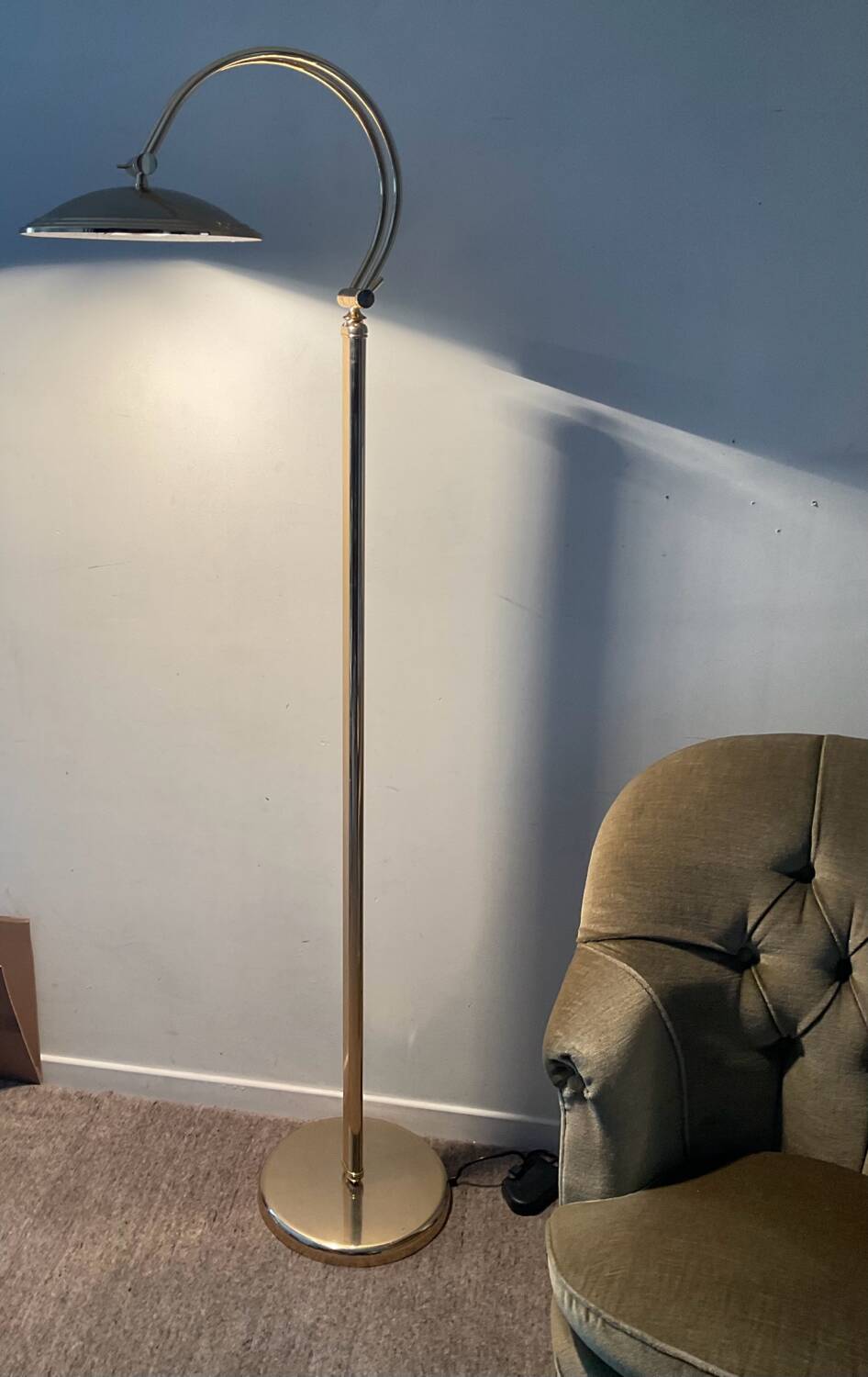 Articulated floor lamp from the 80s in gold metal