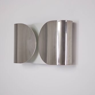 Tobia & Afra Scarpa: “Foglio” wall lamp.