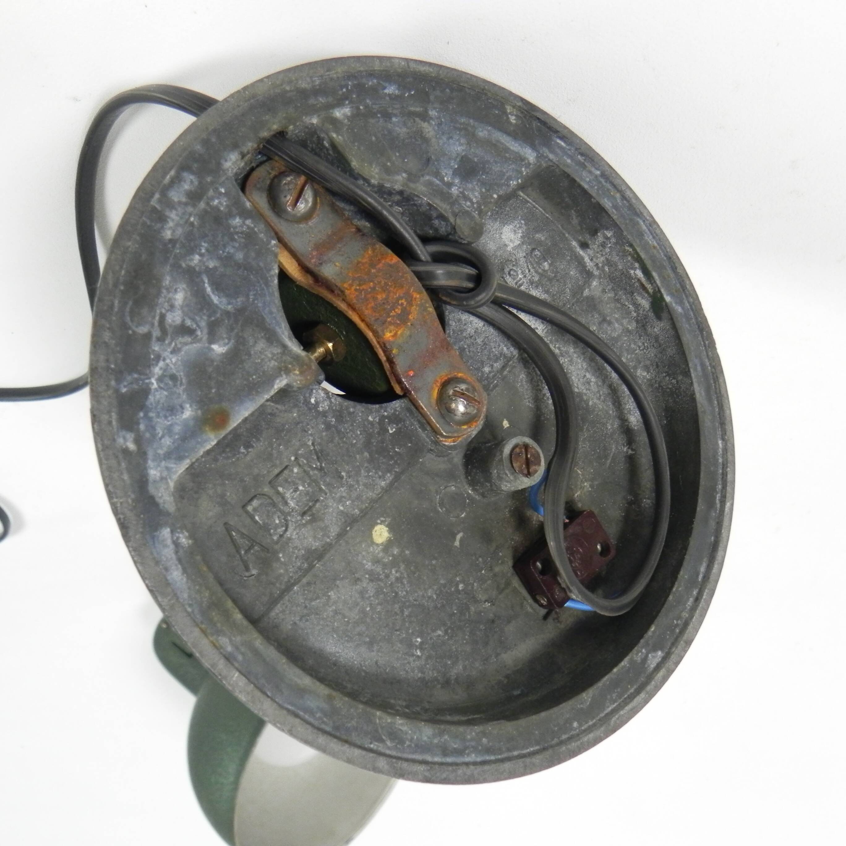 Bauhaus lamp model 6551 by Kaiser idell, 1940s