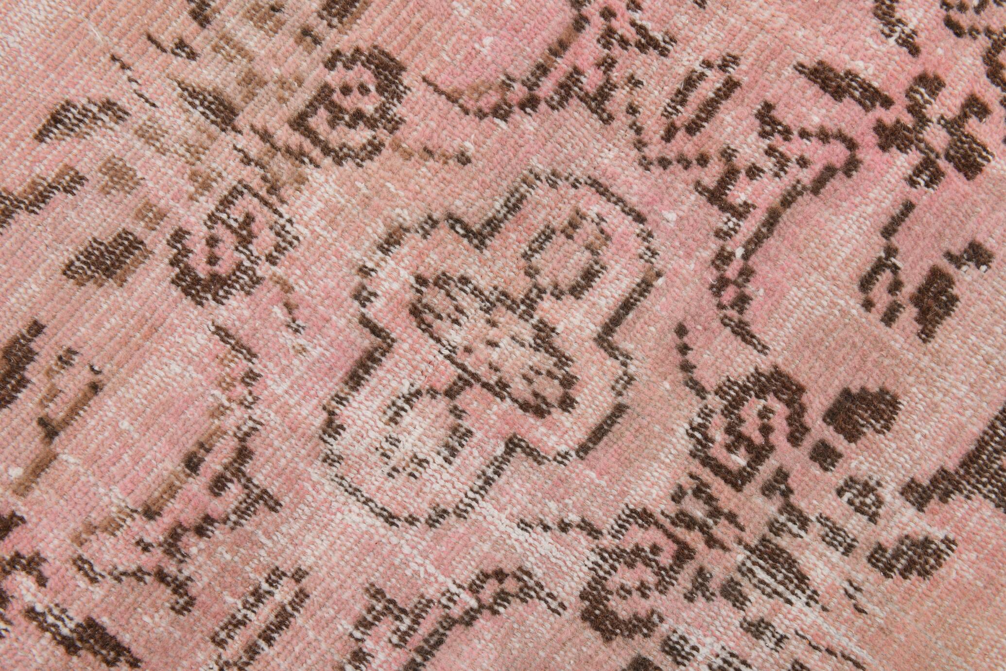 5x9 Pink & Brown Classic Vintage Rug, 155x274Cm