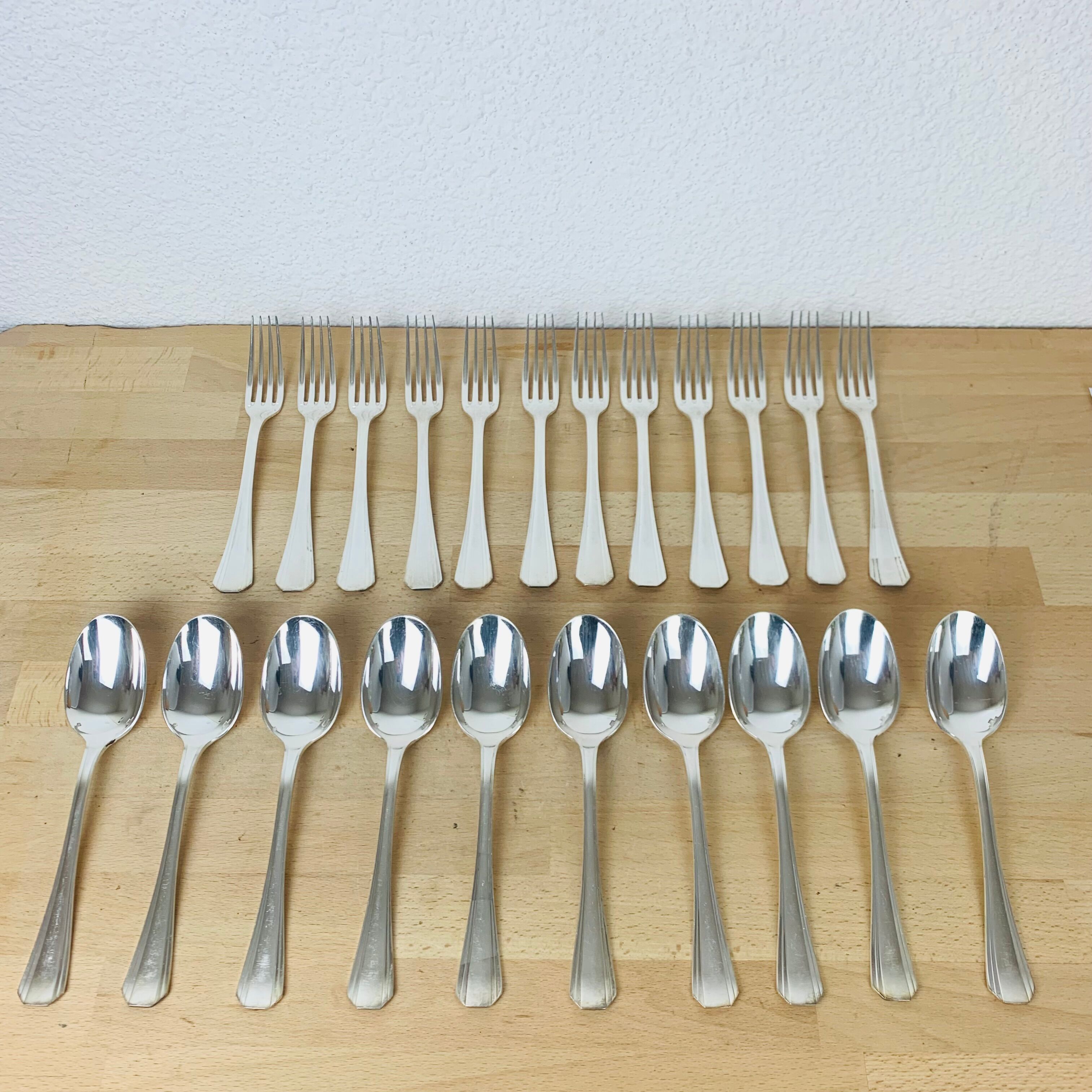 Housewife Christofle Boreal silver metal 22 pieces forks spoons