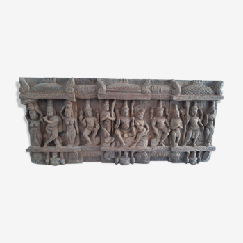 Bas relief indien en bois exotique