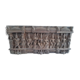 Bas relief indien en bois exotique