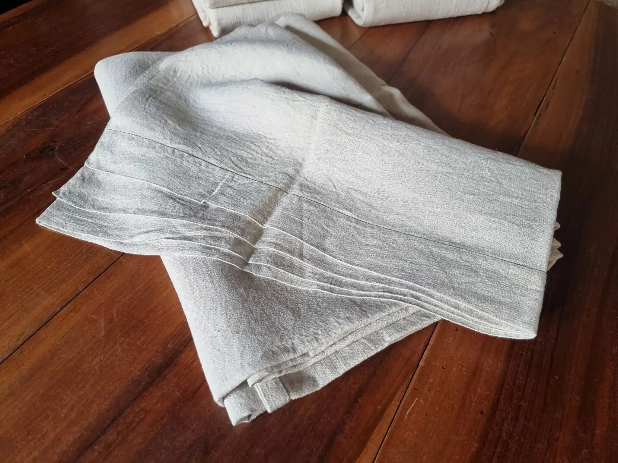 Antique French hand-woven sheet – Natural linen, early 20th century, 210 × 280 cm, 2 kg