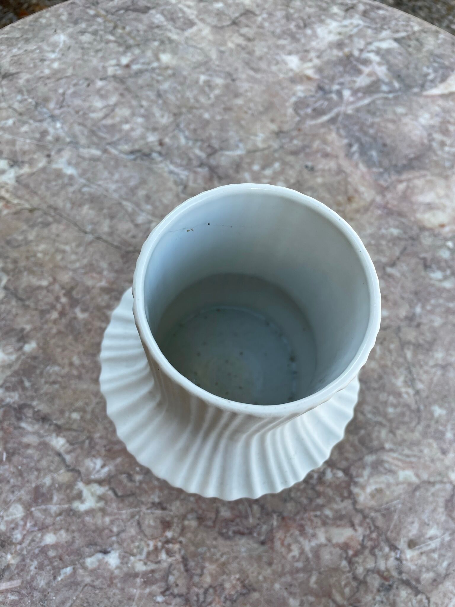 Vintage white vase in Heinrich porcelain