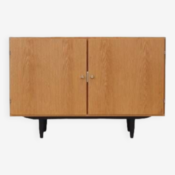 Armoire en frêne, design danois, années 1970, production : Danemark