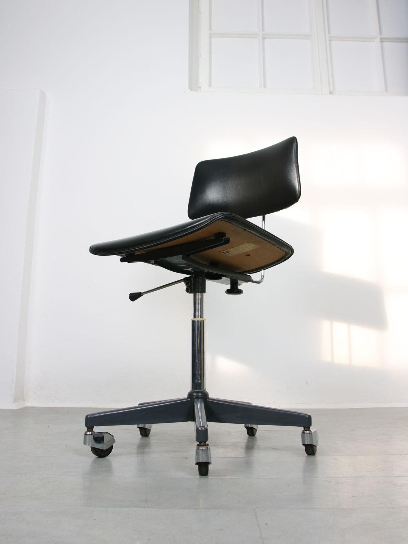 Mid-Century Black Office Swivel Chair from Stol Kamnik