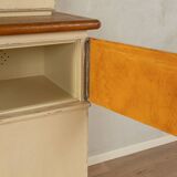 1930s kitchen cabinet