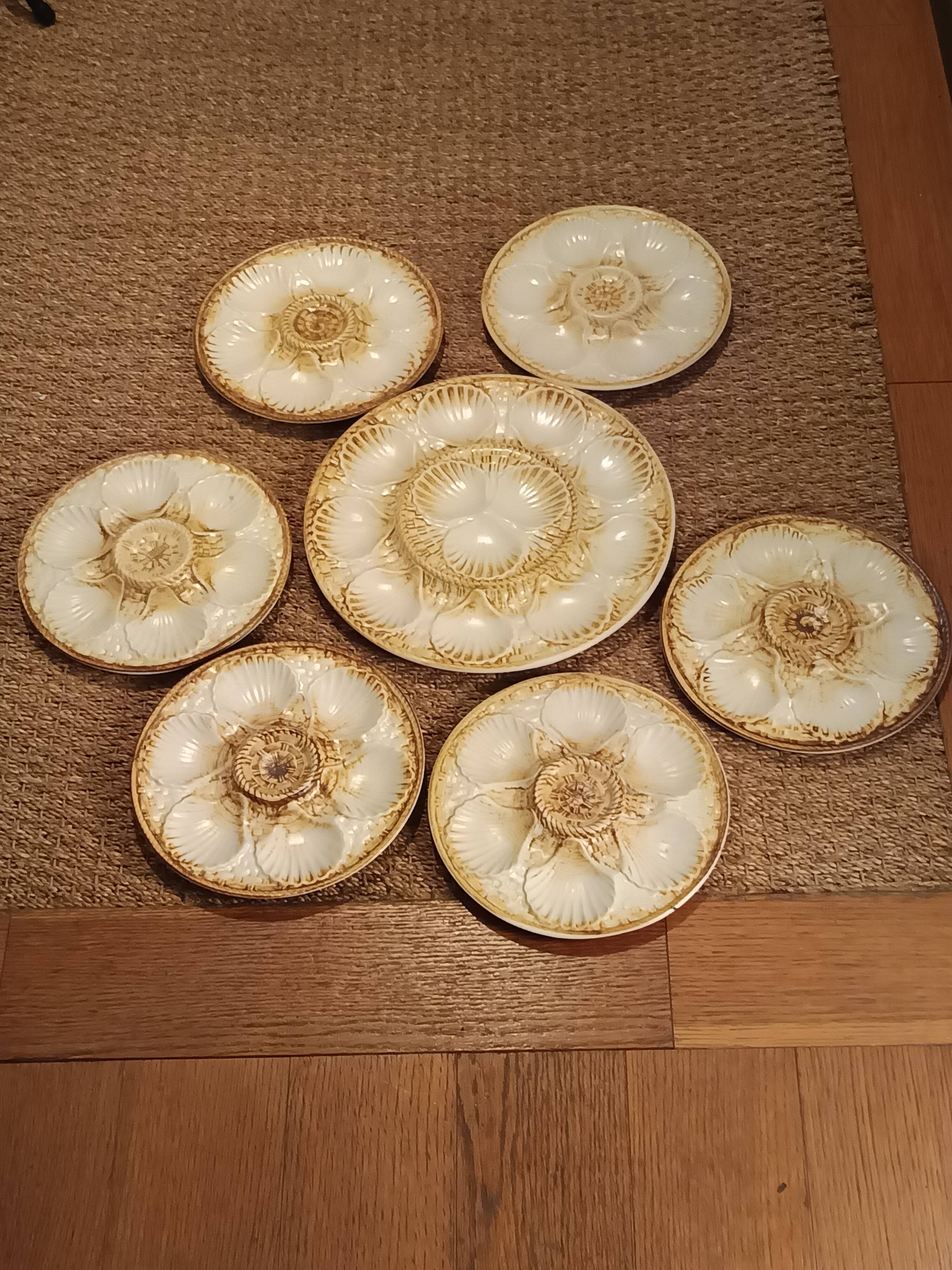 6 oyster shell plates and Chantilly porcelain serving platter
