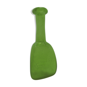 Vase en verre vert Kosta Boda signé