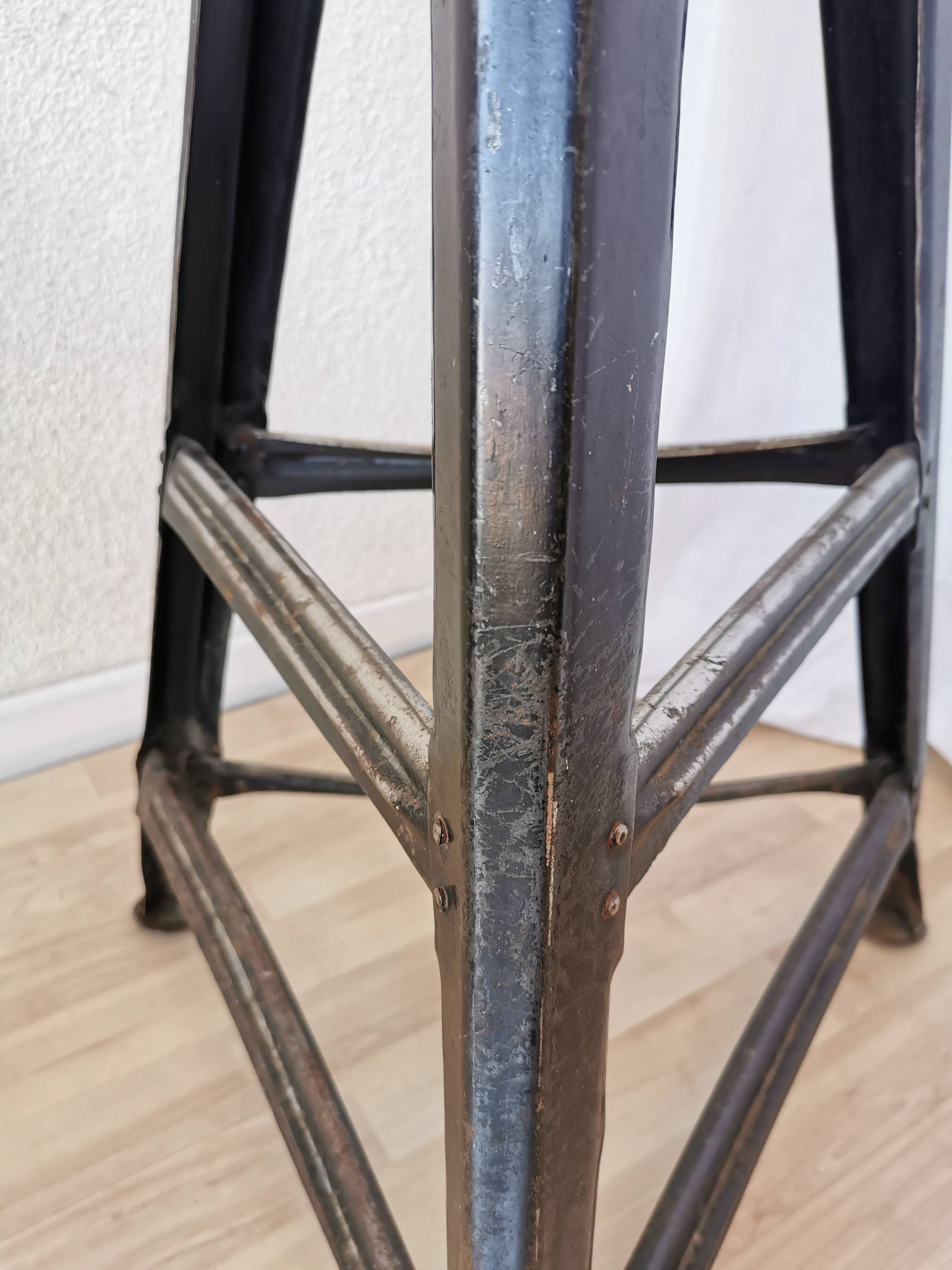 Tabouret de bar industriel vintage en bois et métal