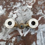 Opera binoculars in Mother-of-Pearl and Brass - authentic - Early XXth - France