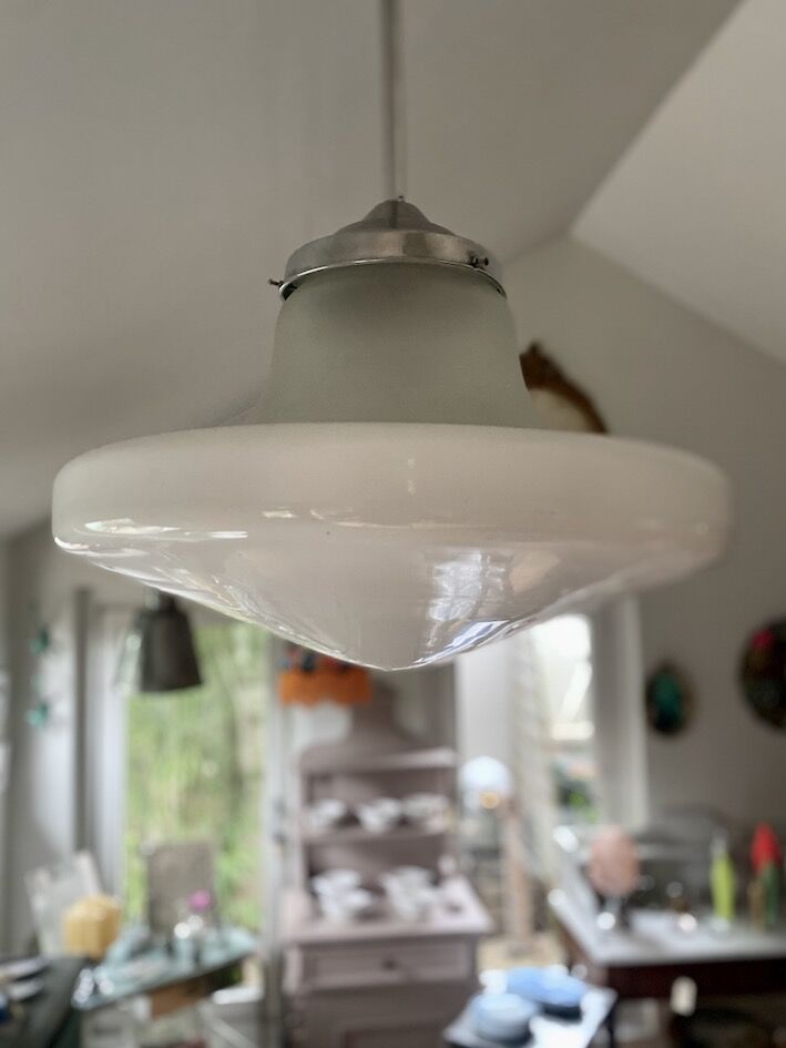 Suspension in opaline 1940