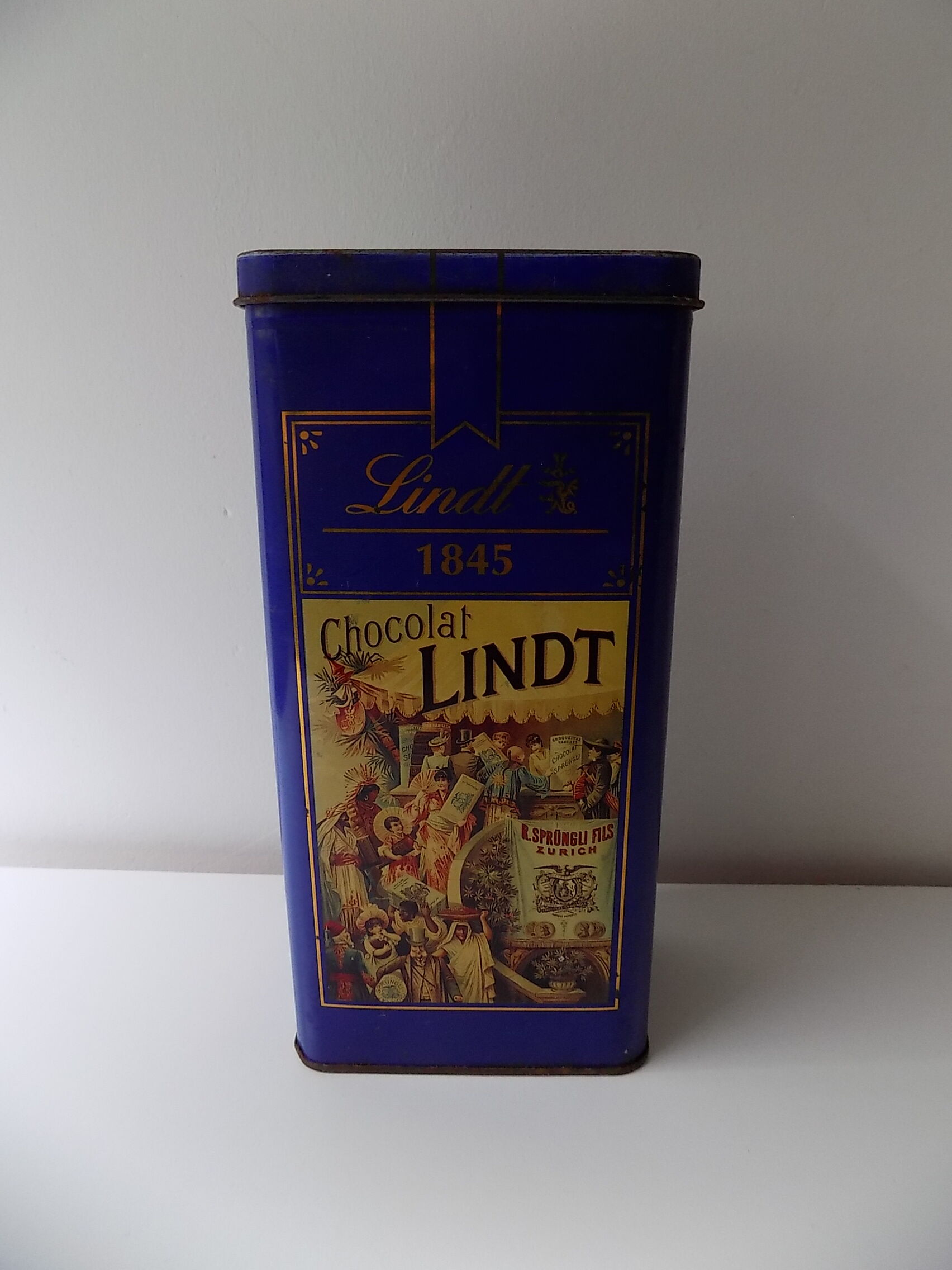Vintage Lindt 150 anniversary box (1845-1995)