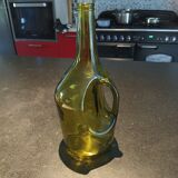 Liquor bottle with handle