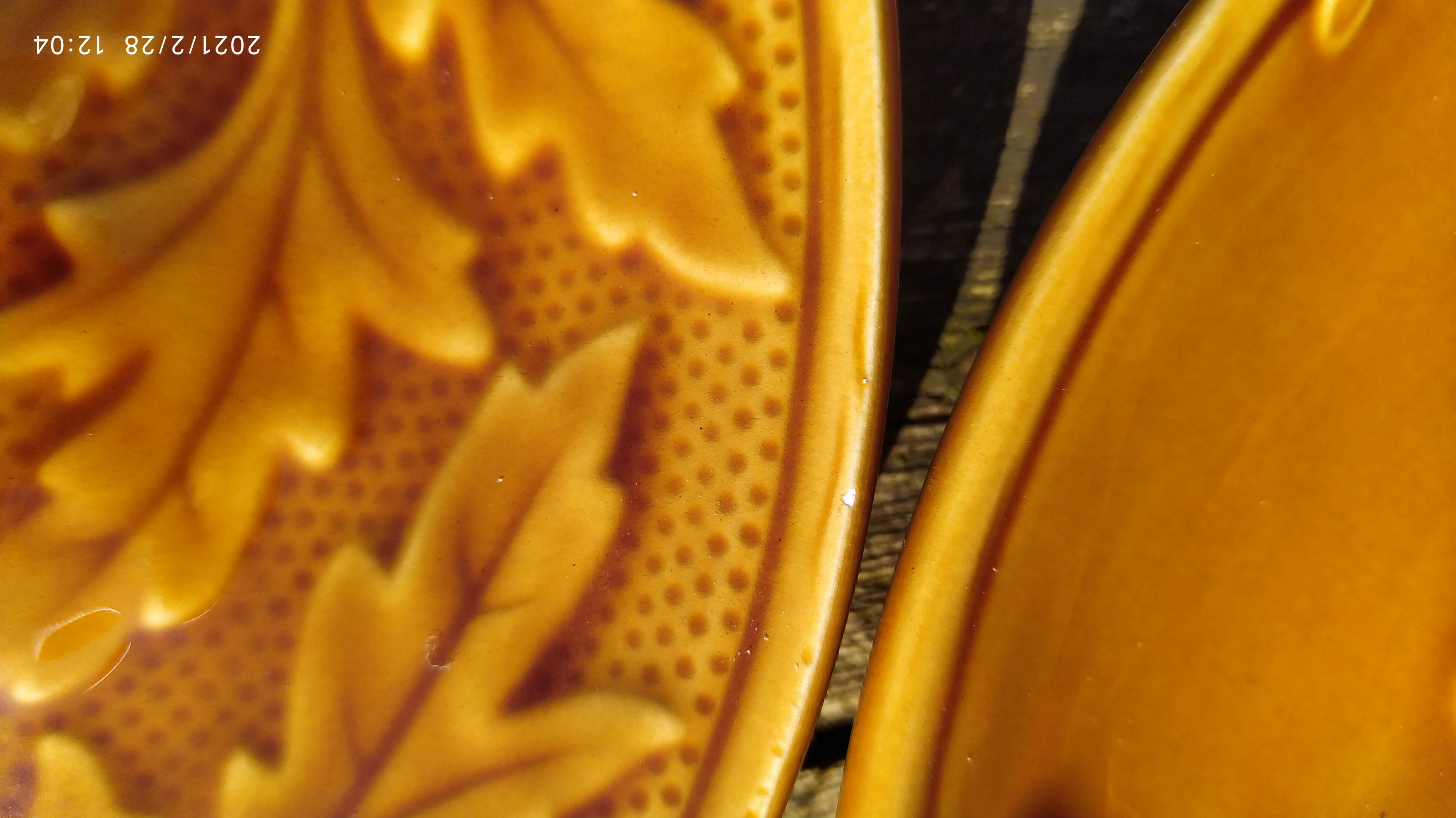 Lot of 6 Giens ceramic artichoke plates