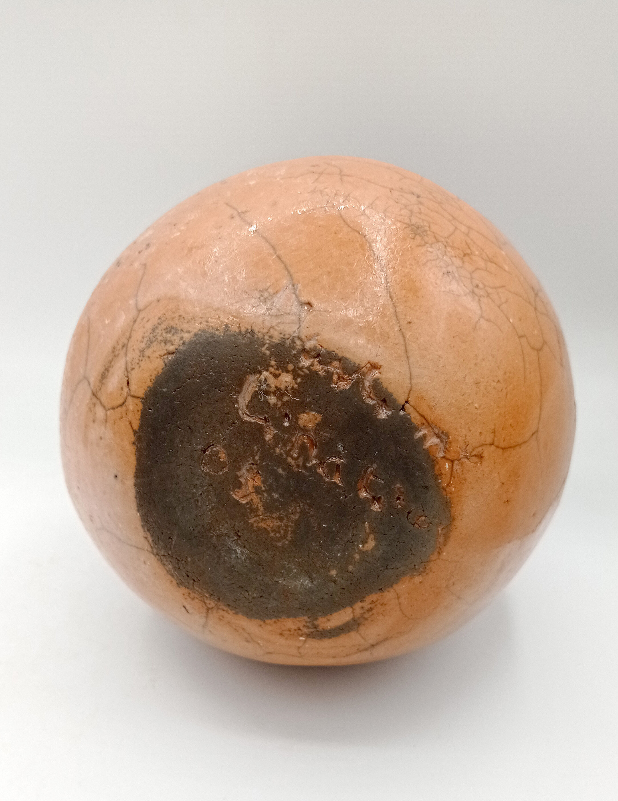 Vase en raku signé