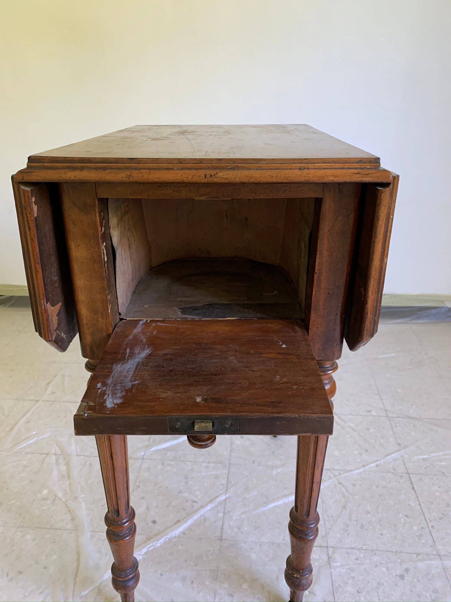Table de chevet