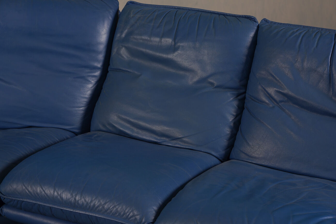 Nicoletti Salotti post-modern leather sofa, Italy 1980’s