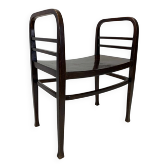 Secession causeuse no.6614 by Thonet