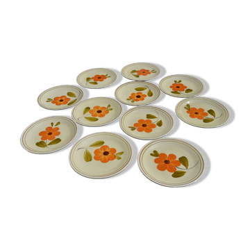 11 vintage "flower" dessert plates