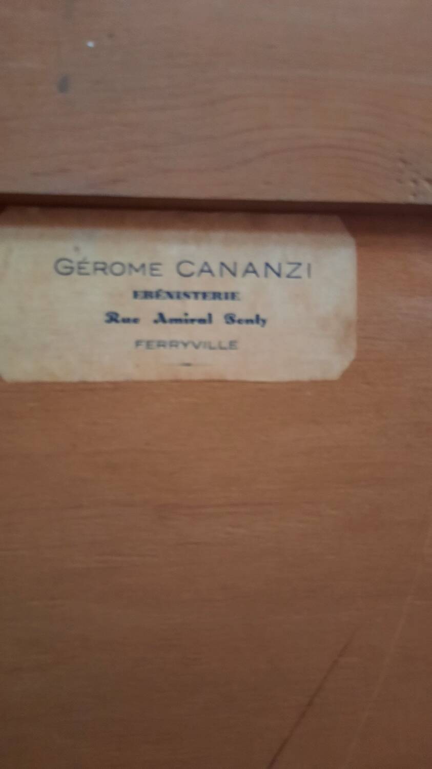 Asymmetrical Parisian wardrobe