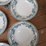 Ensemble de 9 anciennes assiettes plates modèle Guadeloupe Saint Amand