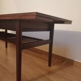 Lifting coffee table, Denmark, 1960s in teak