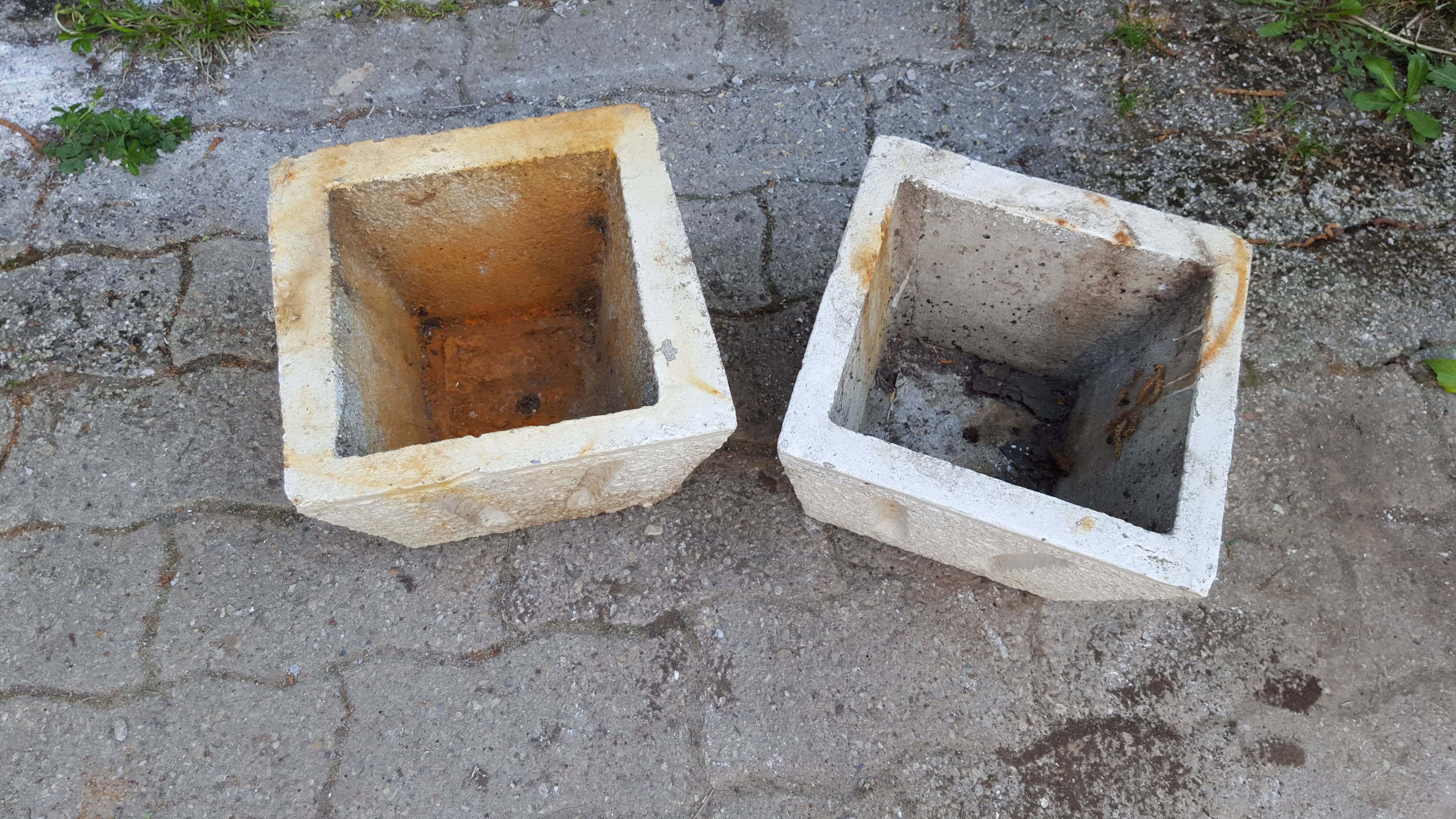 PaIrène of canic planters in vintage cement 1960/70