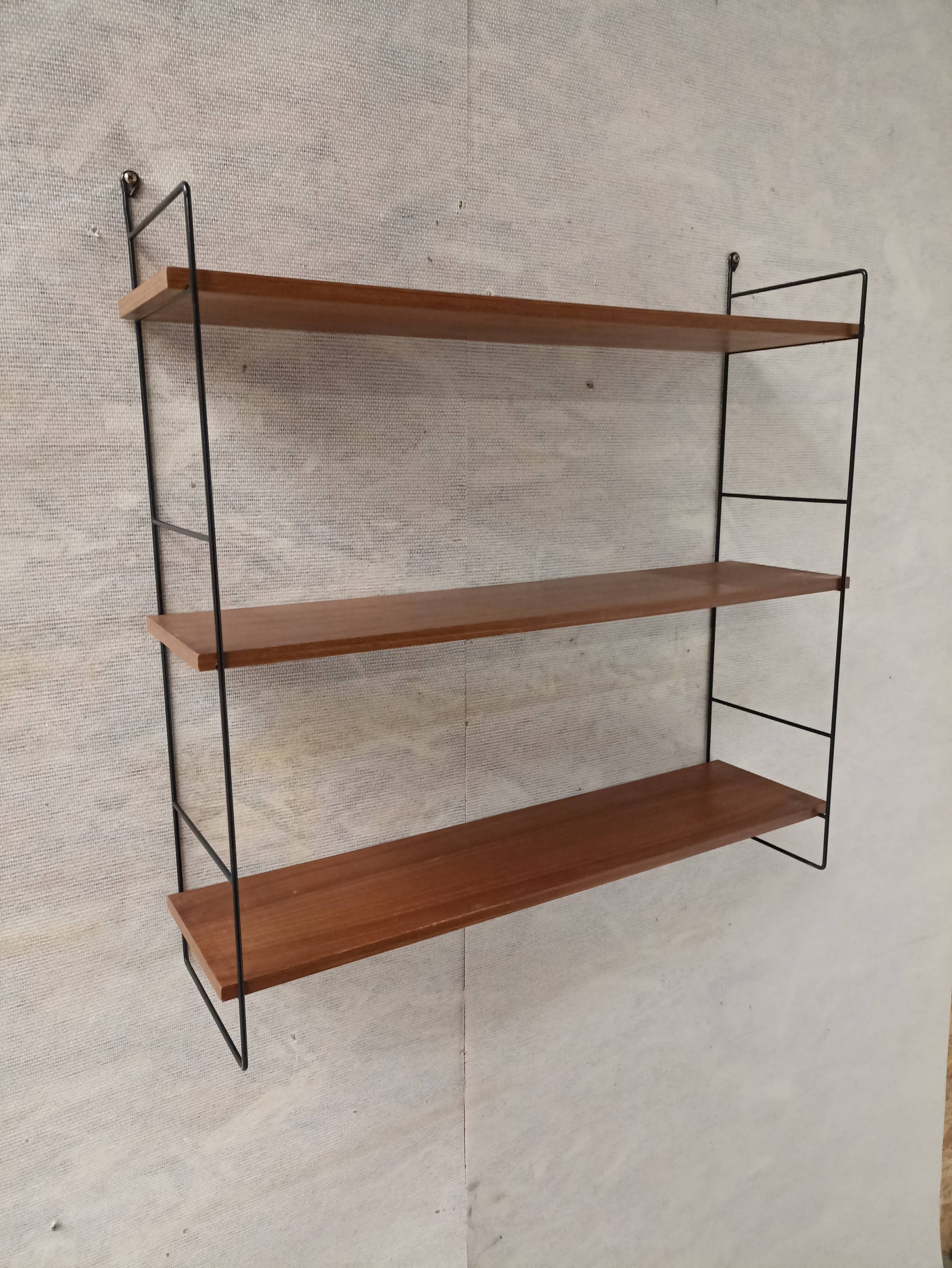 Wall shelf