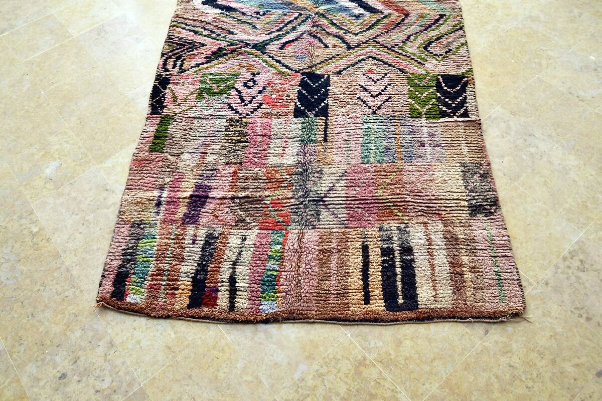 Moroccan Berber rug Boujaad 260 x 155 cm New