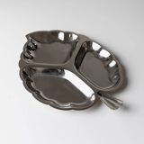 Silver-plated metal leaf-shaped tray with three compartments, Hollywood Regency Italian 1970s, elegant serving platter