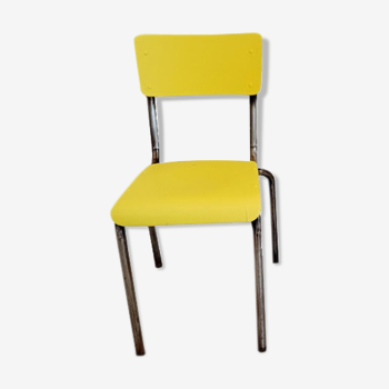 Chaise d'école jaune