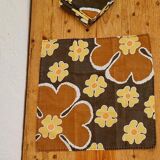 Set of 8 vintage floral napkins