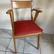 Rockabilly red armchair