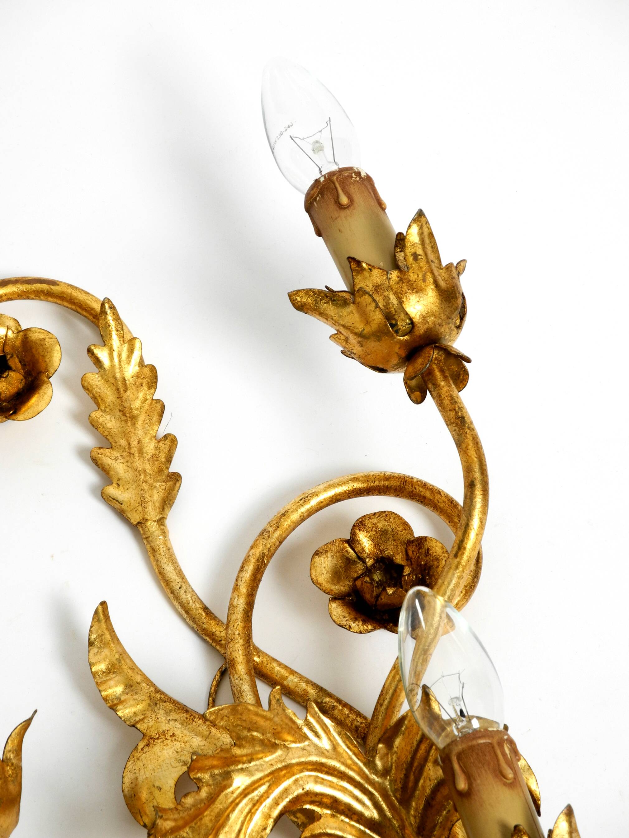 XL 1960s Italian gold-plated wall lamp with four sockets | heigh 80ccm